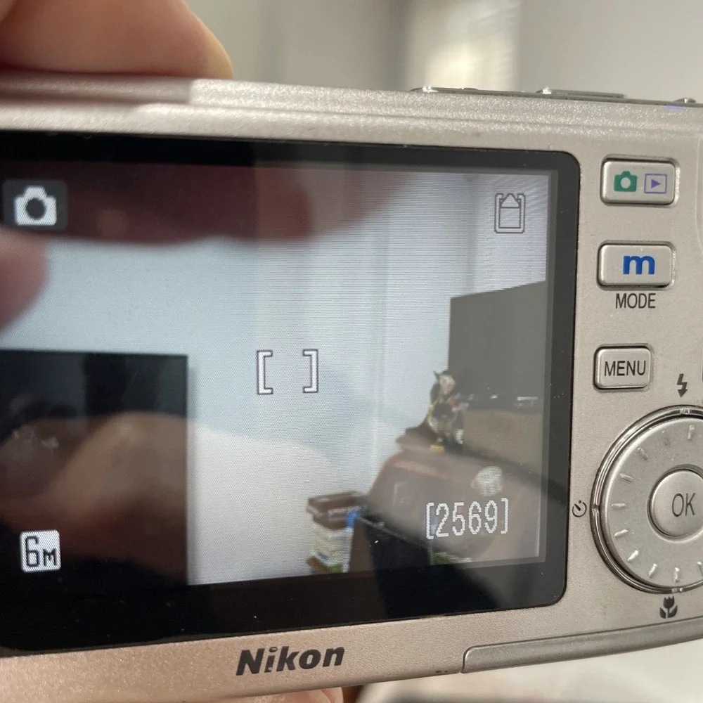 Nikon Coolpix S5 Digital Camera 6MP 3X Zoom+New Battery+Charger+SD Card+Case